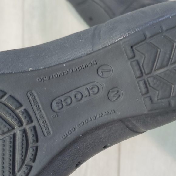 Crocs Women Outdoor Rubber Comfort Cap Toe Ballet Flats Loafer sz 7 - Picture 9 of 10